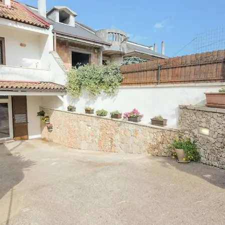 아파트 Dependance With Pool 스페키아